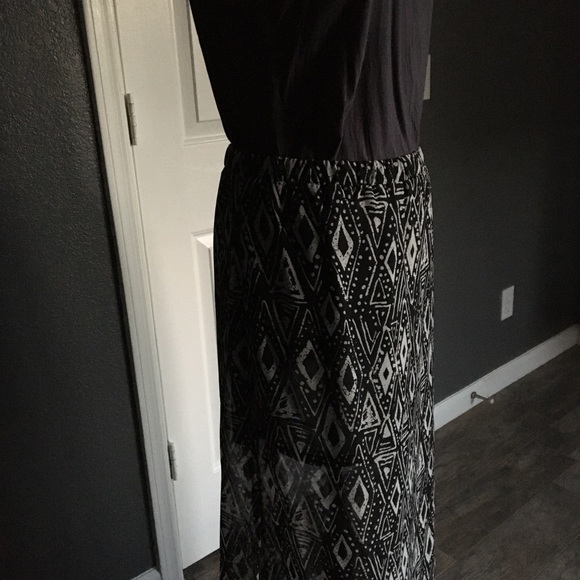 Women’s boho style long skirt - Picture 3 of 11